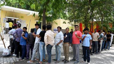 In urban segments of Dadri and Noida, the polling remained around 50% while in rural areas of Khurja, Jewar and Sikandrabad, voting remained around 60%, till 7pm. (Sunil Ghosh/HT Photo) In urban segments of Dadri and Noida, the polling remained around 50% while in rural areas of Khurja, Jewar and Sikandrabad, voting remained around 60%, till 7pm. (Sunil Ghosh/HT Photo)