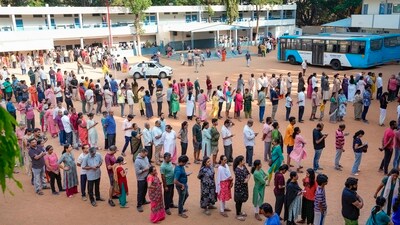 Bengalureans stepped up to vote on Friday Bengalureans stepped up to vote on Friday