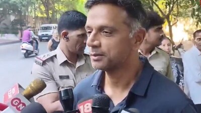 Bengaluru Election 2024 LIVE: India cricket coach Rahul Dravid cast his vote in Bengaluru on Friday morning. (PTI) Bengaluru Election 2024 LIVE: India cricket coach Rahul Dravid cast his vote in Bengaluru on Friday morning. (PTI)