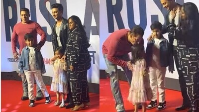 Salman Khan posed for clicks with his family on the red carpet at Ruslaan premiere.