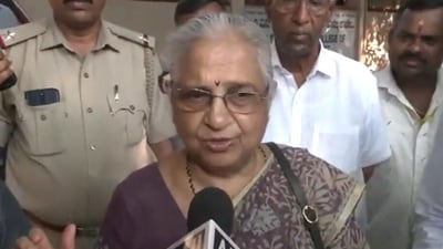 Bengaluru Election 2024: Author and philanthropist Sudha Murthy in Bengaluru on Friday. (ANI) Bengaluru Election 2024: Author and philanthropist Sudha Murthy in Bengaluru on Friday. (ANI)