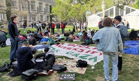 About 110 people were there at 9 a.m., painting banners and sitting on the ground in the grassy area between Mather Sundial and Dickinson Hall. (Elisabeth H. Daugherty) About 110 people were there at 9 a.m., painting banners and sitting on the ground in the grassy area between Mather Sundial and Dickinson Hall. (Elisabeth H. Daugherty)