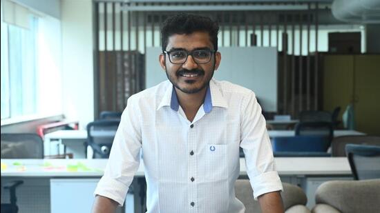 Chaitanya Belhekar (in pic) and his friend Tejas Gaikwad set up SkillGati with the aim of democratising knowledge in agriculture. (HT)