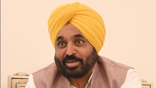 Punjab chief minister Bhagwant Mann of Friday campaigned for Aam Aadmi Party (AAP)’s Jalandhar candidate Pawan Kumar Tinu. (HT File)
