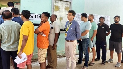 Voters in Bengaluru during the second phase of the Lok Sabha elections 2024 on Friday. (ANI Photo) (CEO Karnataka-X) Voters in Bengaluru during the second phase of the Lok Sabha elections 2024 on Friday. (ANI Photo) (CEO Karnataka-X)