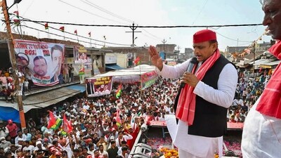 Samajwadi Party (SP) chief and party candidate from Kannauj constituency Akhilesh Yadav during an election roadshow for the Lok Sabha elections, on Saturday, April 27, 2024. (PTI) Samajwadi Party (SP) chief and party candidate from Kannauj constituency Akhilesh Yadav during an election roadshow for the Lok Sabha elections, on Saturday, April 27, 2024. (PTI)