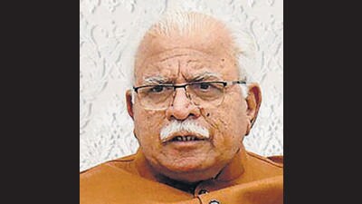 Former Haryana chief minister Manohar Lal Khattar on Saturday trained guns on Jannayak Janata Party (JJP) chief Ajay Chautala, asking him why he was afraid of a probe into the departments held by his son Dushyant Chautala. (HT File)