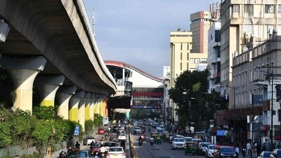 Bengaluru's MG Road is infamous for traffic congestions. (Archive) Bengaluru's MG Road is infamous for traffic congestions. (Archive)