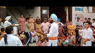 Nukkad Natak was performed to raise awareness among voters in Atam Nagar area in Ludhiana on Saturday. (HT Photo) Nukkad Natak was performed to raise awareness among voters in Atam Nagar area in Ludhiana on Saturday. (HT Photo)