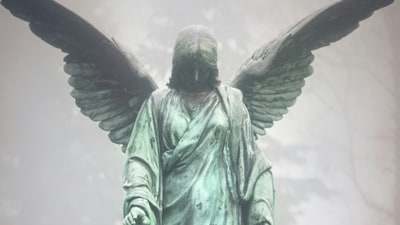 Let's unveil the meaning of the angel number 2704 in numerology. (Unsplash)