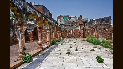Althought the structure is protected by the Archaeological Survey of India, little has been done to restore it to its former glory. (Vipin Kumar/HT Photo) Althought the structure is protected by the Archaeological Survey of India, little has been done to restore it to its former glory. (Vipin Kumar/HT Photo)