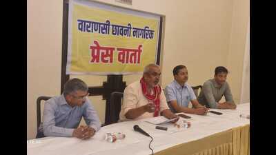 Varanasi Cantonment residents during a press conference on Sunday (HT Photo) Varanasi Cantonment residents during a press conference on Sunday (HT Photo)