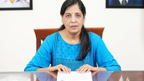 Delhi CM Arvind Kejriwal's wife, Sunita Kejriwal. (HT file)