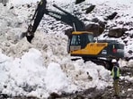 Border Roads Organisation (BRO) conducting a snow-clearing operation at the site (ANI)