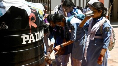 Bangladesh again closed all primary schools across the country and educational institutions in almost half of districts including the capital as a severe heatwave saw temperatures climb above 43 degrees Celsius (109 Fahrenheit) on Monday. (AFP) Bangladesh again closed all primary schools across the country and educational institutions in almost half of districts including the capital as a severe heatwave saw temperatures climb above 43 degrees Celsius (109 Fahrenheit) on Monday. (AFP)