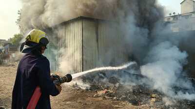 Immediately after responding to the call, three fire brigade vehicles from Kale Borate Nagar, Kondhawa Khurd and Kondhawa Budruk were dispatched to the spot. (REPRESENTATIVE PIC)