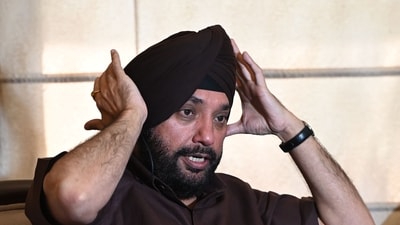 New Delhi, - April 29, 2024: Former Delhi Pradesh Congress President Arvinder Singh Lovely during his interview at his residence in New Delhi, , on Monday, April 29, 2024. (Photo by Arvind Yadav/ Hindustan Times) (Hindustan Times) New Delhi, - April 29, 2024: Former Delhi Pradesh Congress President Arvinder Singh Lovely during his interview at his residence in New Delhi, , on Monday, April 29, 2024. (Photo by Arvind Yadav/ Hindustan Times) (Hindustan Times)