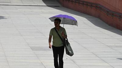 On Monday, Delhi’s maximum was 38.3°C — a degree below normal. (Raj K Raj/HT Photo) On Monday, Delhi’s maximum was 38.3°C — a degree below normal. (Raj K Raj/HT Photo)
