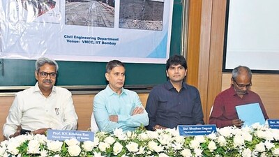 Over 150 BMC civic engineers participated in an interactive workshop with IIT-B experts Over 150 BMC civic engineers participated in an interactive workshop with IIT-B experts