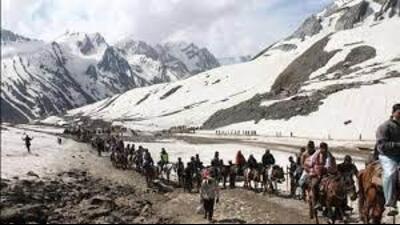 Shri Amarnathji Shrine Board (SASB) that regulates the annual pilgrimage to the South Kashmir Himalays posted on its website that the pilgrimage shall commence from June 29 and conclude on August 19. (HT Photo for representational purpose) Shri Amarnathji Shrine Board (SASB) that regulates the annual pilgrimage to the South Kashmir Himalays posted on its website that the pilgrimage shall commence from June 29 and conclude on August 19. (HT Photo for representational purpose)