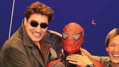 Alfred Molina's Doc Oc finally catches hold of Tobey Maguire's Spider-Man on sets of Spider-Man 2. Alfred Molina's Doc Oc finally catches hold of Tobey Maguire's Spider-Man on sets of Spider-Man 2.