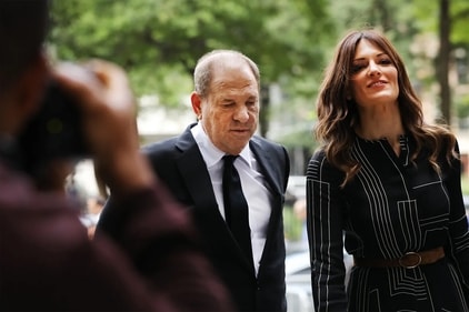 Donna Rotunno leads Weinstein out of New York State Supreme Court after a hearing. (Getty Image) Donna Rotunno leads Weinstein out of New York State Supreme Court after a hearing. (Getty Image)