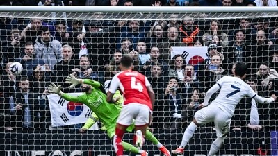 Know what Opta revealed about the chances of Manchester City and Arsenal winning the EPL. (AFP) Know what Opta revealed about the chances of Manchester City and Arsenal winning the EPL. (AFP)