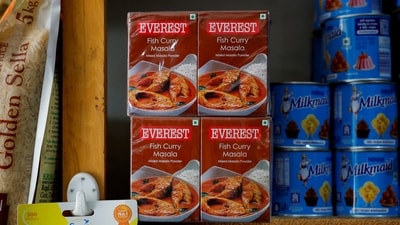 FILE PHOTO: Boxes of Everest fish curry masala are stacked on the shelf of a shop at a market in Srinagar, April 23, 2024. REUTERS/Sharafat Ali/File Photo (REUTERS)
