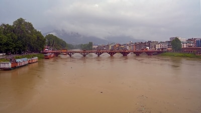 The water level of river Jhelum rises after rains lashed many parts of Jammu and Kashmir for the second consecutive day in Srinagar. (PTI) The water level of river Jhelum rises after rains lashed many parts of Jammu and Kashmir for the second consecutive day in Srinagar. (PTI)