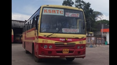 The woman shared a picture of the bus and pointed out how boards are written in Malayalam. The woman shared a picture of the bus and pointed out how boards are written in Malayalam.