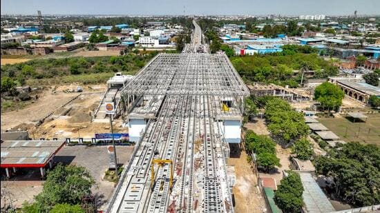 Work progressing on Partapur station in Meerut, where the outer tracks will be for RRTS and inner ones for metro. (HT Photo)
