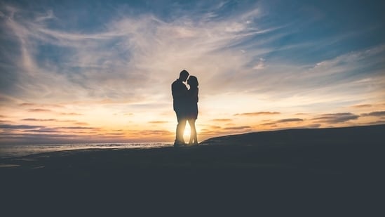 Long distance relationships demand more attention and effort because we do not get to be with our [partner physically all the time. Hence, to make them feel seen, valued and loved, we need to resort to ways to stay connected throughout and improve emotional intimacy. Therapist Trevor Hanson shared a few tips.