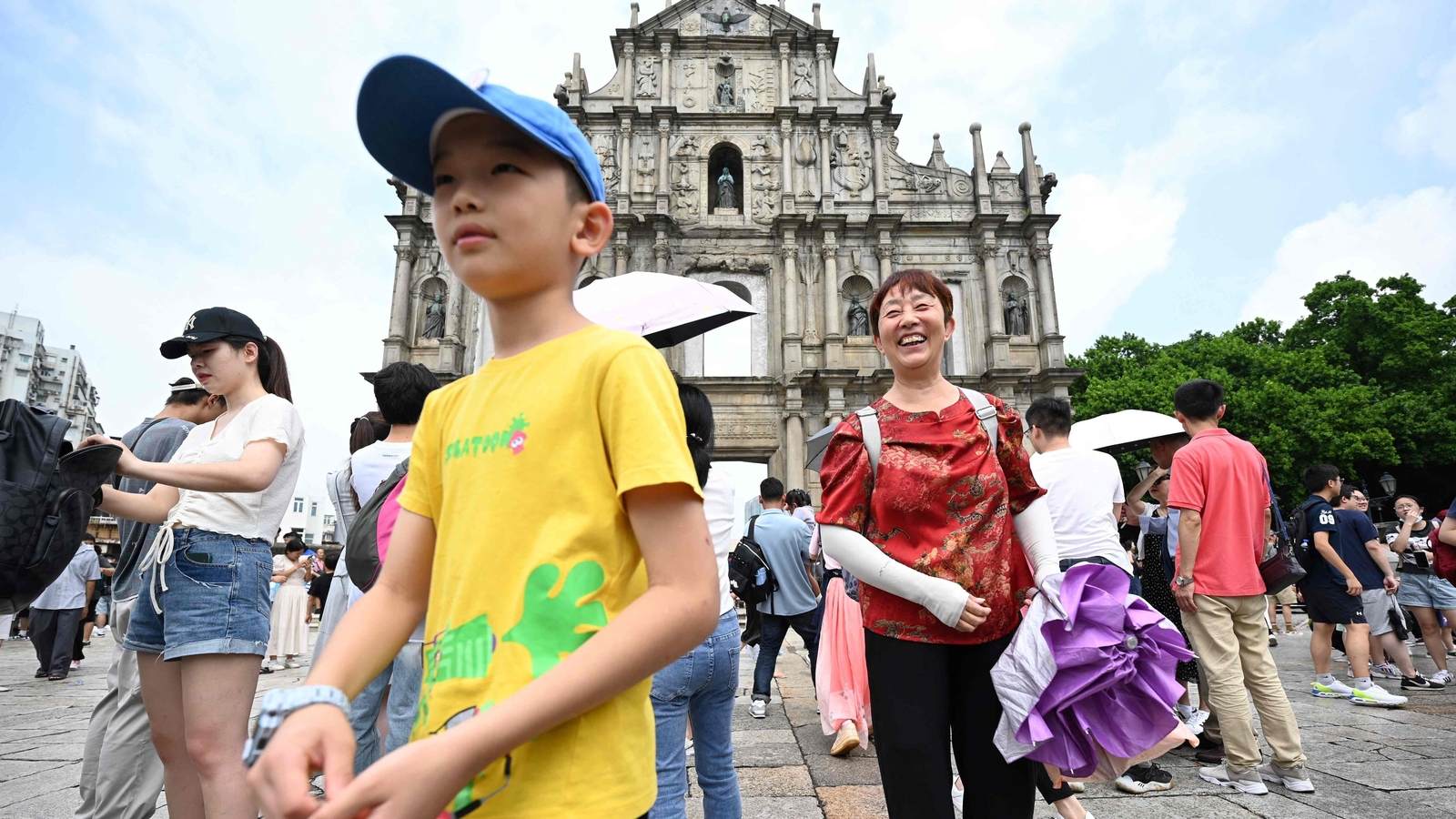 May Day travel trends in China: Railway and road trips on rise - Vimarsana News