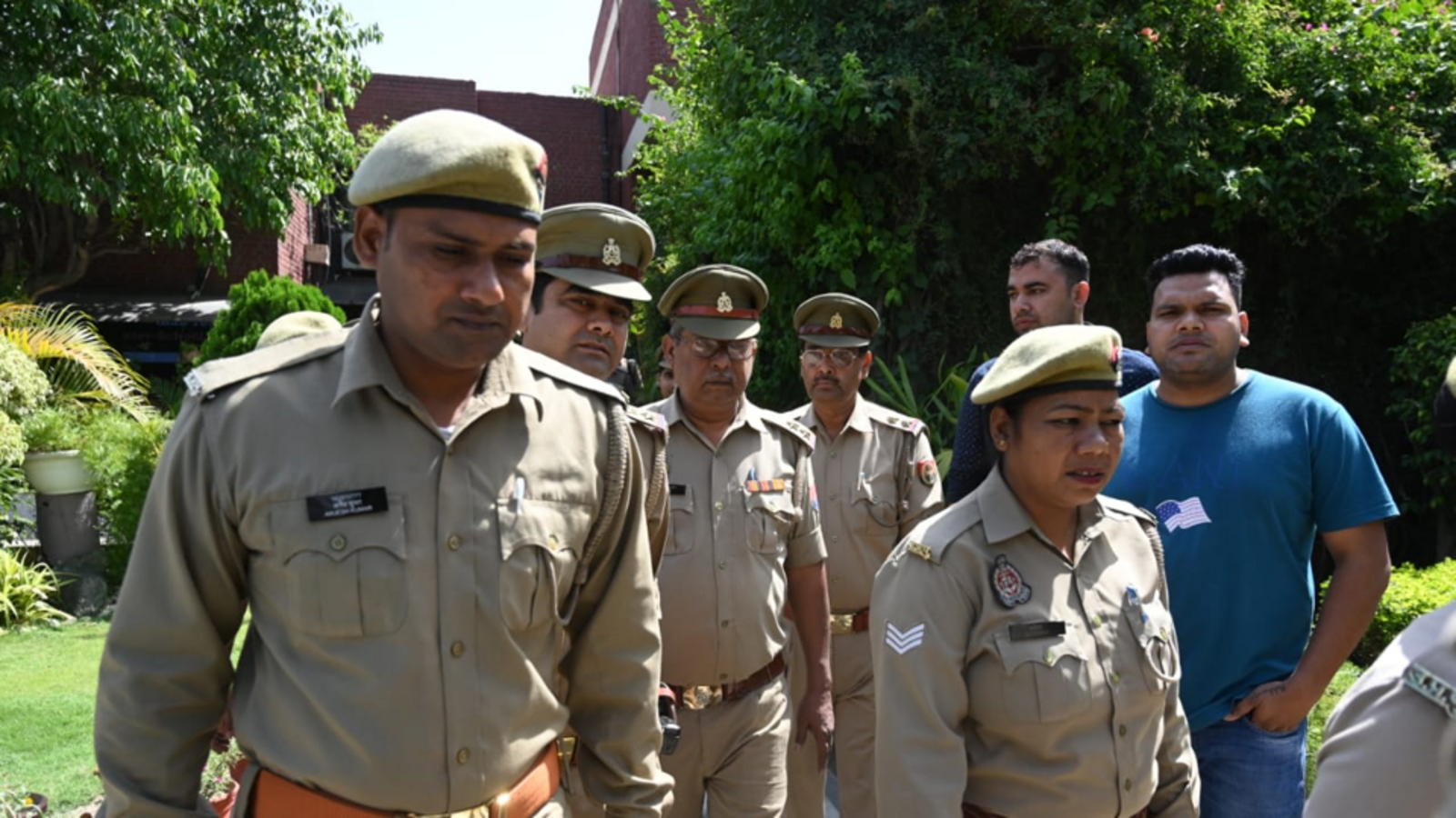 'Many explosive devices', said email sent to NCR schools | Latest News India - Vimarsana News