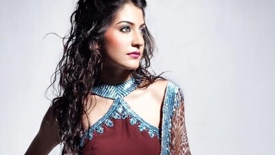The actor made her big Bollywood debut alongside Shah Rukh Khan in Rab Ne Bana Di Jodi (2008). The actor made her big Bollywood debut alongside Shah Rukh Khan in Rab Ne Bana Di Jodi (2008).