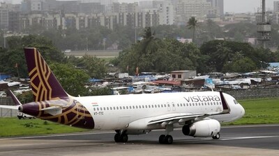 The 169 passengers and crew on board are safe. (HT_PRINT)