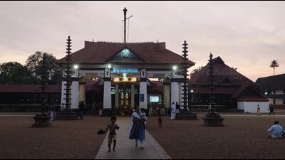 In 1924, the Mahadeva temple was the epicentre of the Vaikom Satyagraha, which marked the dawn of temple entry movements across India. It was at this protest that Sikh volunteers organised a langar that gave Kerala a taste of the chapati. (HT Photo) In 1924, the Mahadeva temple was the epicentre of the Vaikom Satyagraha, which marked the dawn of temple entry movements across India. It was at this protest that Sikh volunteers organised a langar that gave Kerala a taste of the chapati. (HT Photo)