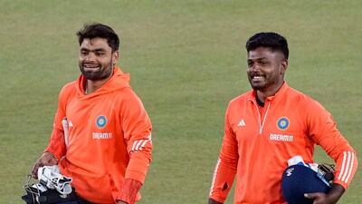 India's Rinku Singh and Sanju Samson during a practice session (PTI) India's Rinku Singh and Sanju Samson during a practice session (PTI)