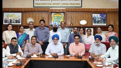 Punjab Agricultural University vice-chancellor SS Gosal with other officials during a meeting in Ludhiana on Wednesday. (HT Photo) Punjab Agricultural University vice-chancellor SS Gosal with other officials during a meeting in Ludhiana on Wednesday. (HT Photo)