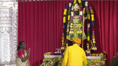 President Droupadi Murmu offered prayers at the Ram Temple in Ayodhya on Wednesday, her first visit since it was inaugurated in January. (X/@rashtrapatibhvn) President Droupadi Murmu offered prayers at the Ram Temple in Ayodhya on Wednesday, her first visit since it was inaugurated in January. (X/@rashtrapatibhvn)