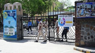 Security personnel outside Sanskriti School, in New Delhi, on Wednesday. (Vipin Kumar/ Hindustan Times) Security personnel outside Sanskriti School, in New Delhi, on Wednesday. (Vipin Kumar/ Hindustan Times)
