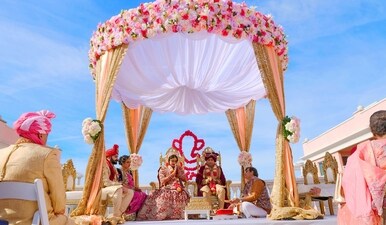 Embark on a journey of matrimonial opulence with these five breathtaking mandap decor concepts. (Unsplash) Embark on a journey of matrimonial opulence with these five breathtaking mandap decor concepts. (Unsplash)