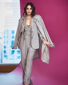 Kiara Advani in a grey three-piece monochromatic set (Photo: Instagram) Kiara Advani in a grey three-piece monochromatic set (Photo: Instagram)