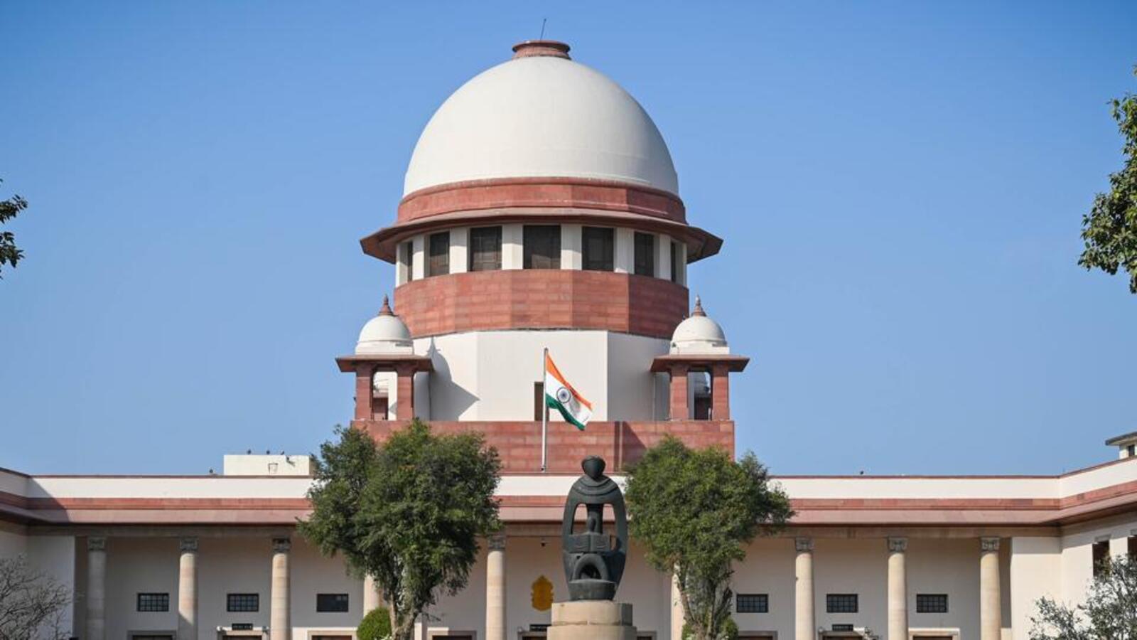 Apex court directs 33% reservation for women in premier bar body - Vimarsana News