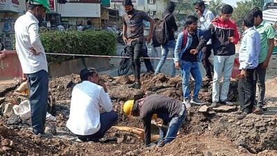 A senior MNGL official said, most of the incidents take place in road development, drainage line, electricity cable and water pipe laying work. Despite MNGL’s yellow identification stones, contractors ignore them and gas pipelines get damaged. (HT FILE) A senior MNGL official said, most of the incidents take place in road development, drainage line, electricity cable and water pipe laying work. Despite MNGL’s yellow identification stones, contractors ignore them and gas pipelines get damaged. (HT FILE)