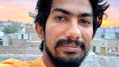 Comedian Shyam Rangeela will be contesting Lok Sabha election from Varanasi against PM Narendra Modi. Comedian Shyam Rangeela will be contesting Lok Sabha election from Varanasi against PM Narendra Modi.