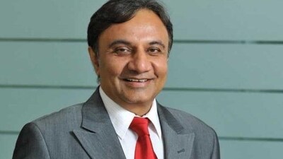 The report claimed that Sandeep Bakhshi wanted to be relieved as MD and CEO due to personal emergency but the Reserve Bank of India (RBI) was against his departure,. (HT Photo)