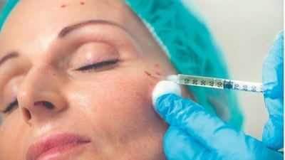 Planning to take a vampire facial? Make sure it's safe enough (Shutterstock (For Representational Purpose Only) ) Planning to take a vampire facial? Make sure it's safe enough (Shutterstock (For Representational Purpose Only) )