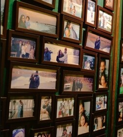 Memorabilia wall in Janhvi Kapoor's Chennai mansion (Vogue India) Memorabilia wall in Janhvi Kapoor's Chennai mansion (Vogue India)