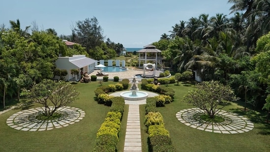 Janhvi Kapoor also said, "The home rests on four peaceful acres, and you’ll feel a sense of calm the moment you step inside." If the the minimalism of the home and its subtle colour schemes takes you into zen mode, the greenery outside makes the home even more serene.
